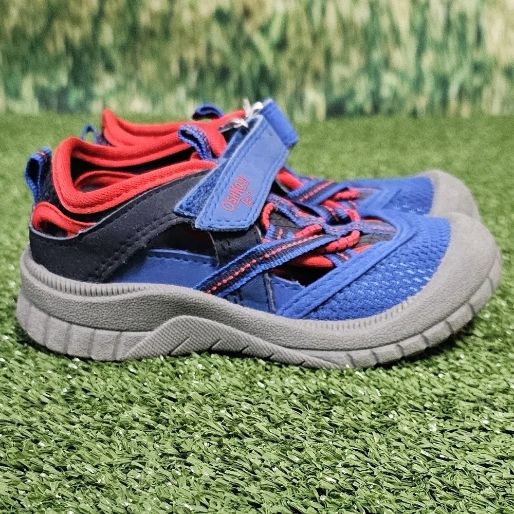 OSHKOSH B'GOSH | 'PAUL' BUMPER TOE SANDALS - NWOT!